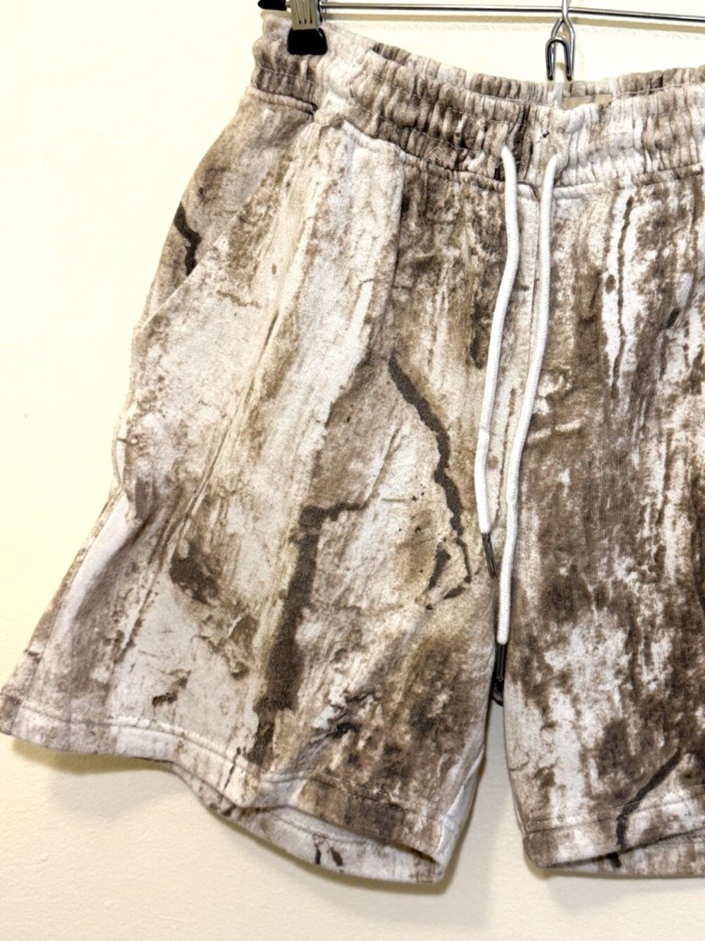 FLEECE FACTORY ART & MOTION BEIGE BROWN CAMO ELASTIC WAIST SWEAT SHORTS MENS M